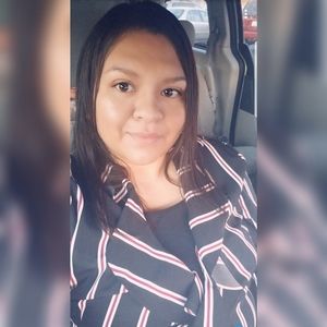 Meet your Posher, Isabel